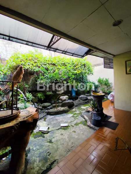 image RUMAH KLASIK LUAS 304M² DI KAWASAN PREMIUM PONDOK INDAH (7)