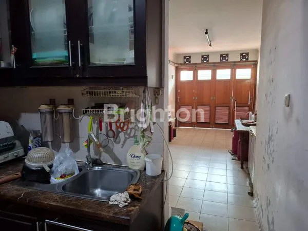 image RUMAH MEWAH 2 LANTAI DI CBD MELAWAI - PRIME LOCATION BLOK M (6)