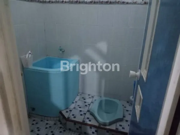 image RUMAH 2 LANTAI SIAP HUNI DI BLURU PERMAI - 4KT 3KM GARASI LUAS (5)