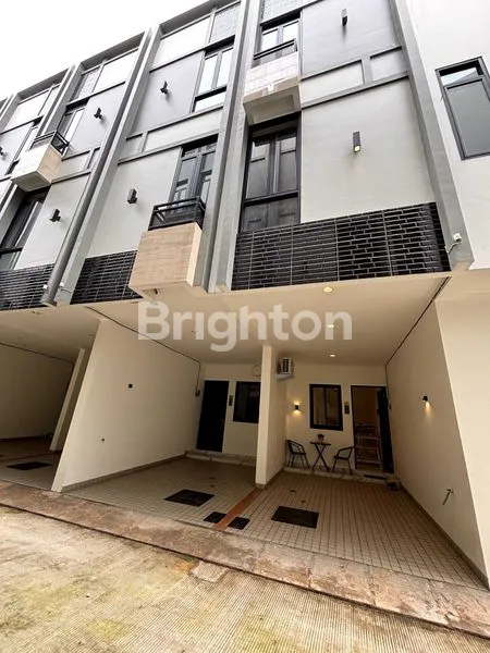 image RUMAH DI KOMPLEKS ARATA (1)