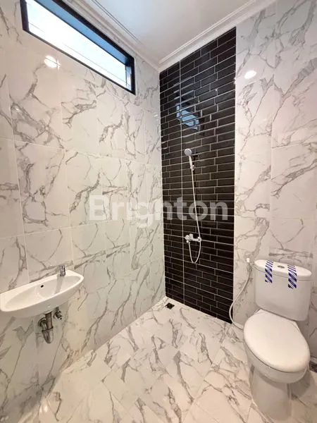 image RUMAH DI KOMPLEKS ARATA (7)