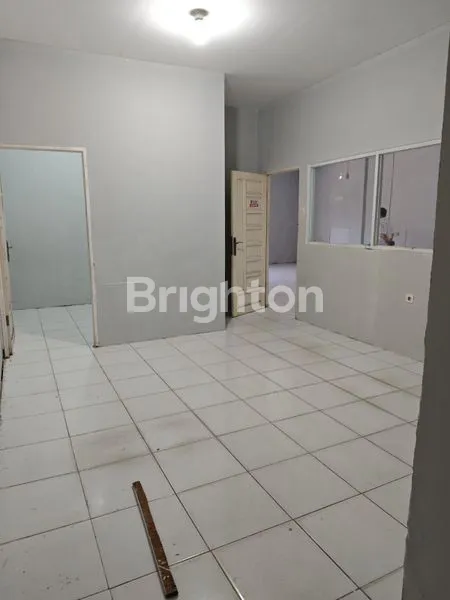 image GUDANG SIAP PAKAI KAMAL MUARA (6)