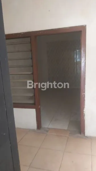 image RUMAH MURAH DI LOKASI STRATEGIS SURABAYA BARAT (4)