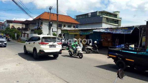 image TANAH PREMIUM BENTUK NGANTONG DENGAN LUAS 5,6 ARE DI PURA DEMAK, COCOK UNTUK GUDANG & BISNIS (5)