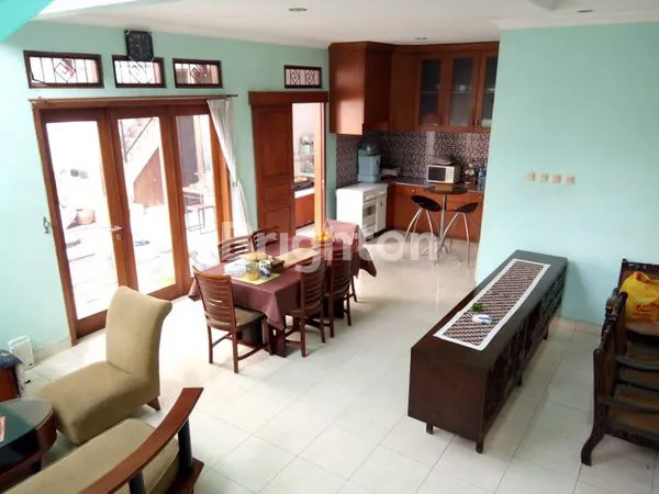 image DIJUAL RUMAH HOOK DENGAN BUKAAN BANYAK – SIRKULASI UDARA & CAHAYA MAKSIMAL DI LEGENDA WISATA (6)