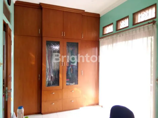 image DIJUAL RUMAH HOOK DENGAN BUKAAN BANYAK – SIRKULASI UDARA & CAHAYA MAKSIMAL DI LEGENDA WISATA (3)