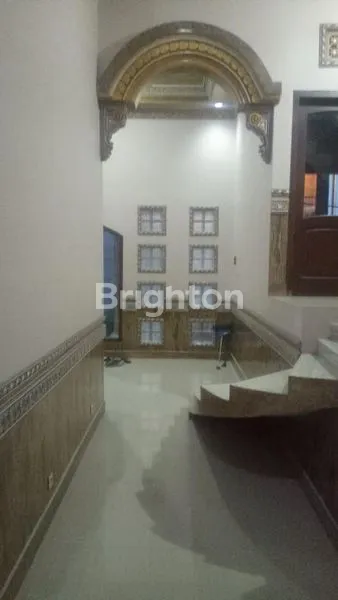 image DIJUAL RUMAH KLASIK DI MERJOSARI MALANG (4)