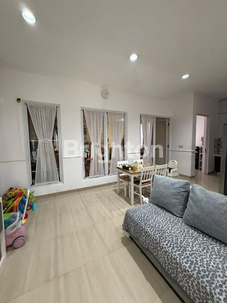 image RUMAH 2 LANTAI BEVERLY HILLS DUTA GARDEN - SHM SIAP HUNI (4)