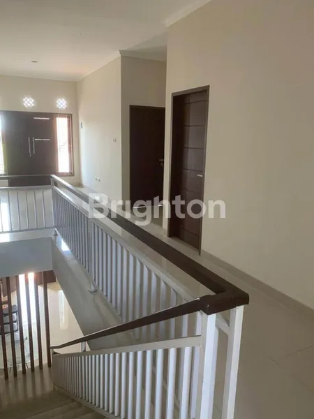 image DIJUAL RUMAH BARU 2 LANTAI – LINGKUNGAN NYAMAN & STRATEGIS DI DENPASAR BARAT (7)