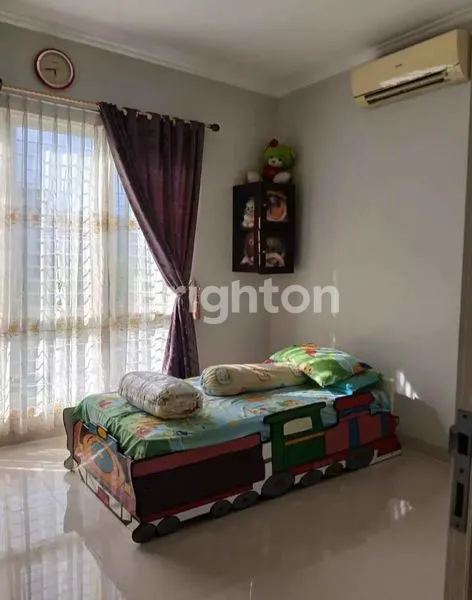 image RUMAH MEWAH 2 LANTAI DI BALIKPAPAN REGENCY, 4KT, SHM (6)