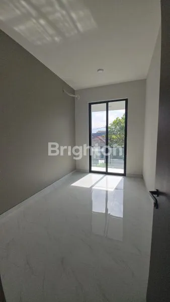 image RUMAH GRESS 2 LANTAI MINIMALIS MODERN, BARUK UTARA (6)