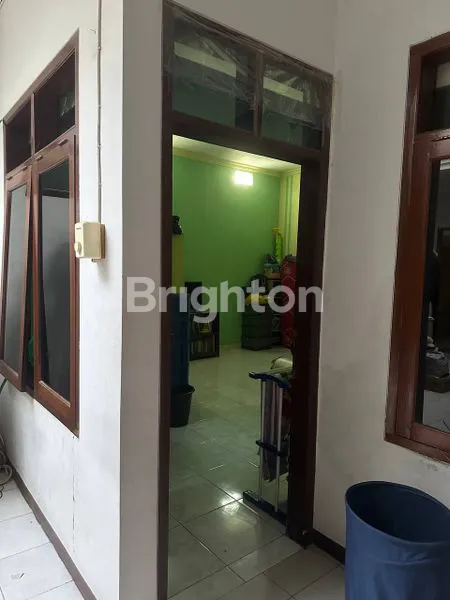 image RUMAH LUAS & NYAMAN DI SARIJADI BANDUNG – SEMI FURNISHED (2)