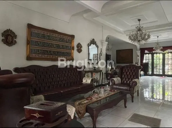 image RUMAH MEGAH KLASIK  PEJATEN BARAT - JAKARTA SELATAN  (4)