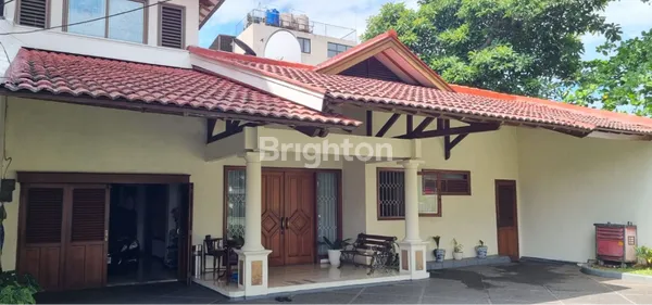 image RUMAH PREMIUM ASRI, BAGUS, ELEGAN, MEWAH LOKASI STRATEGIS ADA KOLAM RENANG &  SANGAT TERAWAT - ABDUL MAJID RAYA - CIPETE  TURUN HARGA DARI 27M (2)