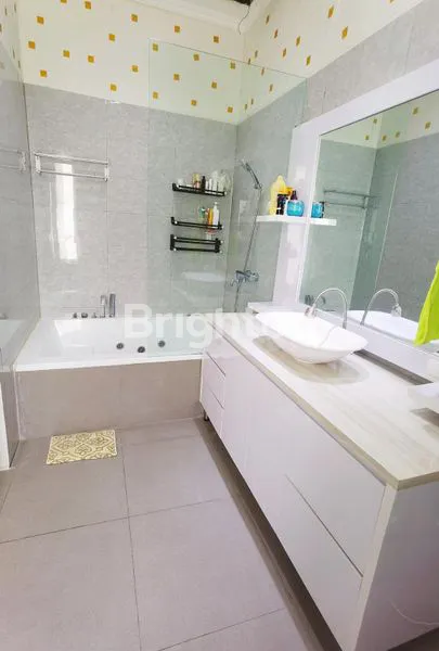 image RUMAH JUAL RUGI DI MAXWELL - GADING SERPONG (4)