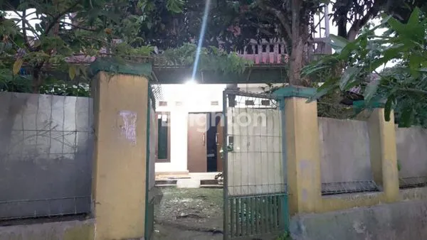 image RUMAH 2 LANTAI STRATEGIS DEKAT EXIT TOL PARUNGKUDA SUKABUMI (2)