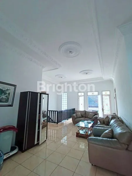 image DIJUAL CEPAT DAN MURAH RUMAH EKSKLUSIF 2 LANTAI DI GRIYA LOKA BSD, SERPONG, TANGERANG SELATAN – LOKASI STRATEGIS & FASILITAS LENGKAP (3)