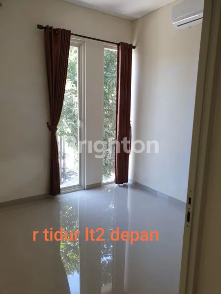 image RUNGKUT ASRI TENGAH 1 MENIT KE MERR (8)