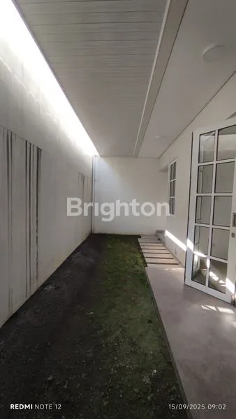 image RUMAH 2 LANTAI SUDAH AC SIAP DIHUNI DI - SENTUL SIRKUIT (6)