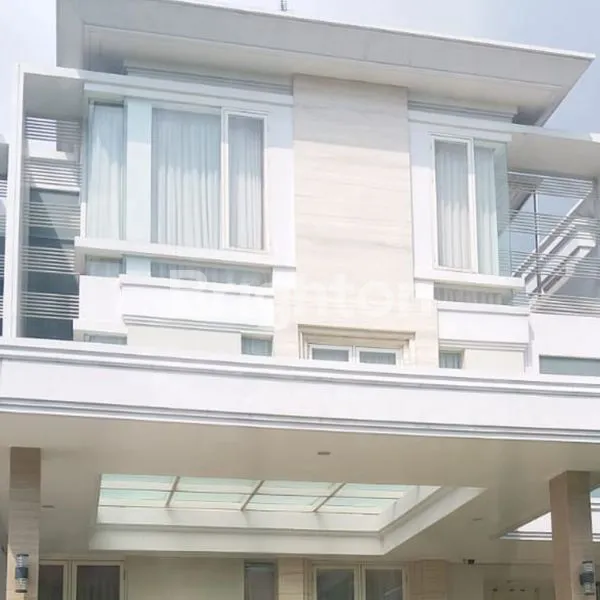 image RUMAH PAKUWON INDAH RIZ EMBASSY, CIAMIK MODERN  (1)