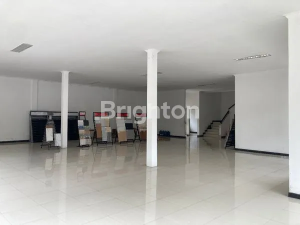 image RUKO MEWAH SHOWROOM 2 LANTAI (6)