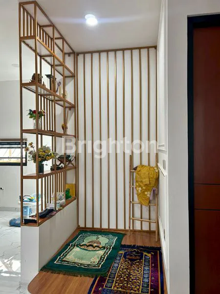 image DIJUAL CEPAT DAN MURAH RUMAH/VILLA EKSKLUSIF FULL FURNISH + BONUS KANTOR USAHA AGRIBISNIS AKTIF DI LEMBANG, BANDUNG (4)