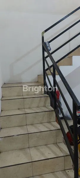 image RUKO 2 LANTAI FULL BANGUNAN, LOKASI NOL JALAN (6)