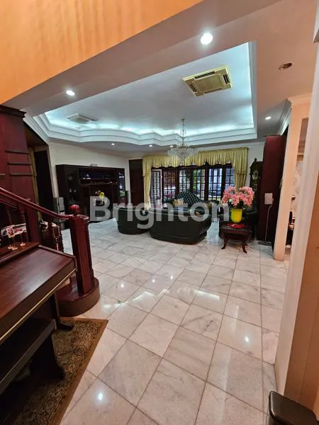 image RUMAH 2 LANTAI FULL FURNISH ±10 MENIT KE MAL PONDOK INDAH (2)