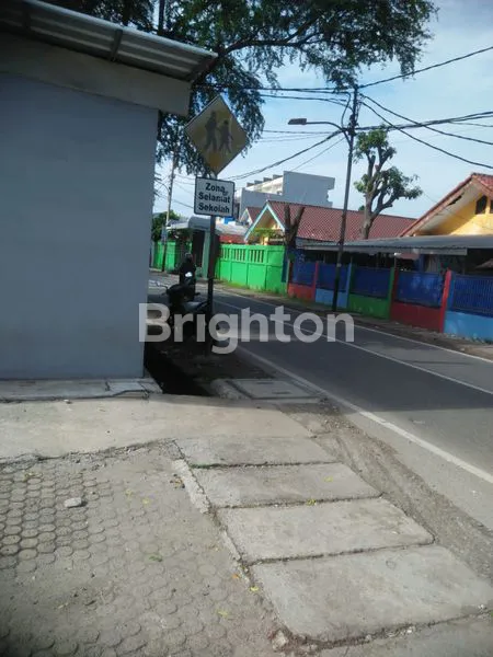 image GUDANG PREMIUM 800M2 DI SRENGSENG - AKSES KONTAINER STRATEGIS (2)