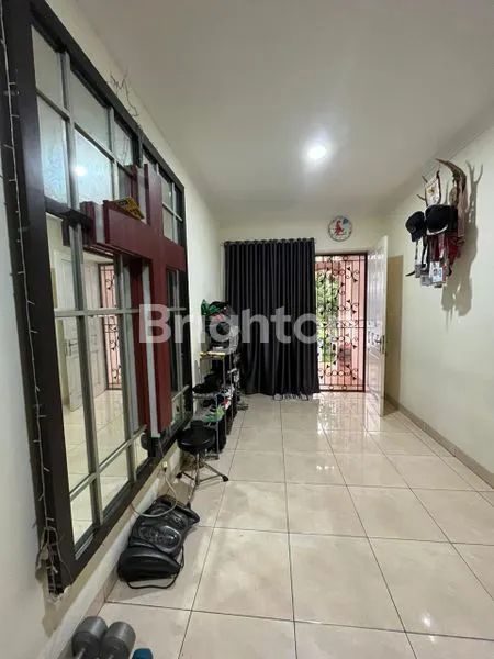 image KAWASAN HUNIAN ASRI DAN NYAMAN BSD CITY DENGAN DUA AKSES GERBANG (2)