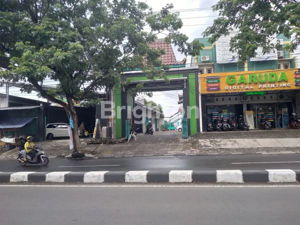 DIHITUNG TANAH SAJA,  TEMPAT USAHA YANG  MASIH AKTIF ,KEDUNGMUNDU RAYA - SEMARANG