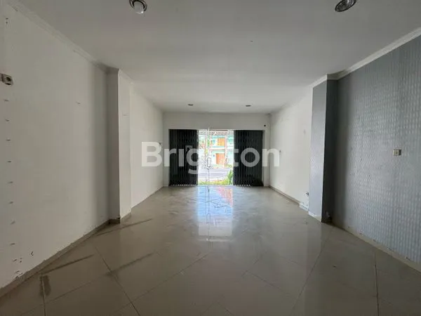 image RUKO SIAP PAKAI PUSAT KOTA KAWASAN BISNIS STRATEGIS RAJIMAN SOLO (2)