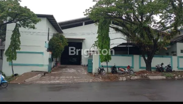 image GUDANG DI KAWASAN INDUSTRI GATOT SUBROTO (2)