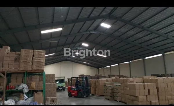 image GUDANG DI KAWASAN INDUSTRI GATOT SUBROTO (3)