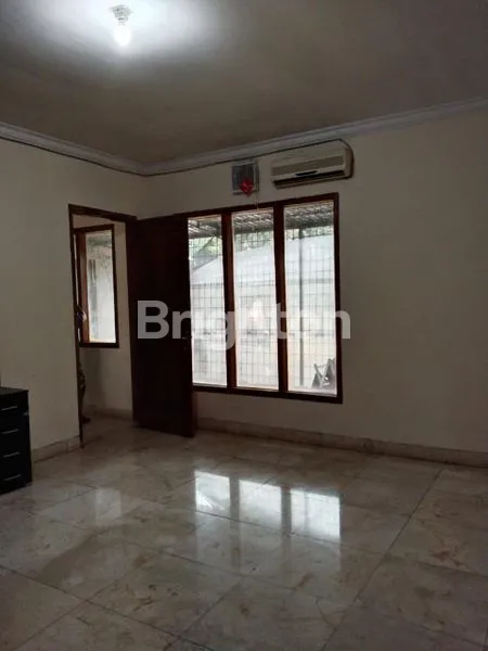image RUMAH MEWAH VILLA BUKIT INDAH PAKUWON 6KT FULL FURNISHED (3)