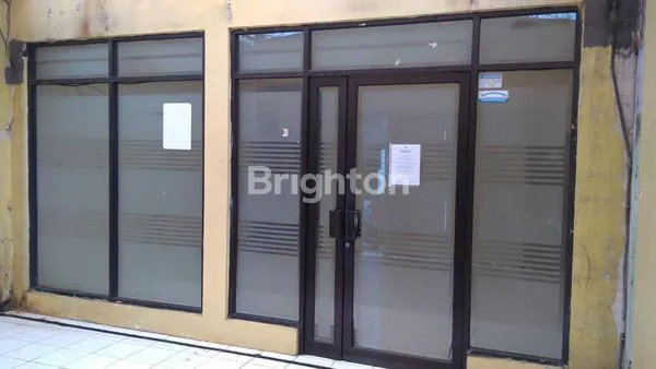 image RUMAH TEPI JALAN BESAR (5)