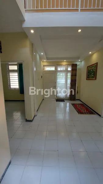 image RUMAH 2 LANTAI SIAP PAKAI  (5)