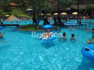 image BANGUN TIDUR DENGAN PEMANDANGAN INDAH & TENANG DI TAMAN DAYU (6)