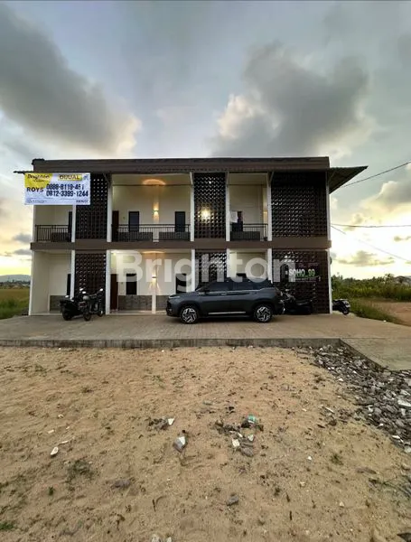 HOMESTAY-SOHO-PENGINAPAN NATURAL DAN PEMANDANGAN INDAH STRATEGIS JALAN TANI, KOTA SINGKAWANG