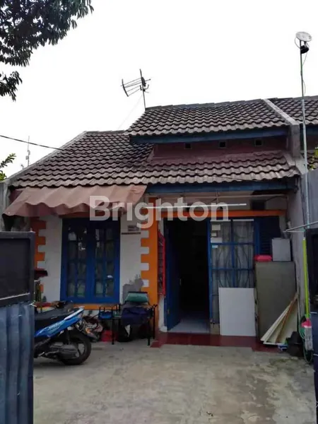 image RUMAH HOOK STRATEGIS DENGAN SISA TANAH LUAS DI BEKASI (1)