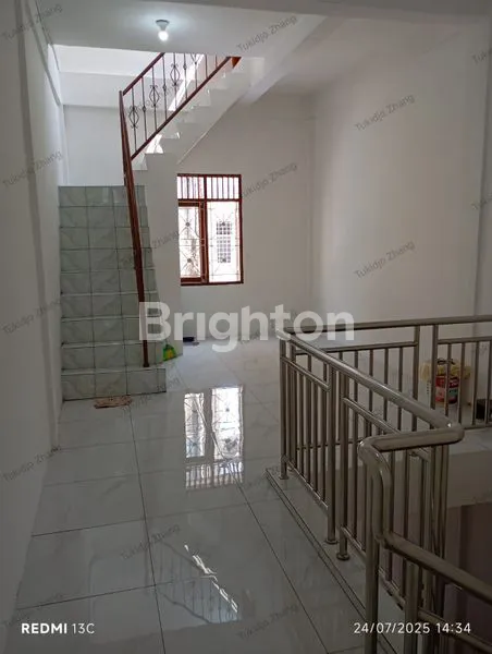 image RUMAH 2 1/2 TINGKAT DAERAH WAHIDIN MEDAN (5)