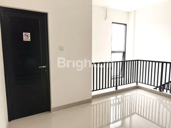 image RUKO 2 LANTAI SIAP PAKAI AREA CITRALAND BSB MIJEN SEMARANG (7)