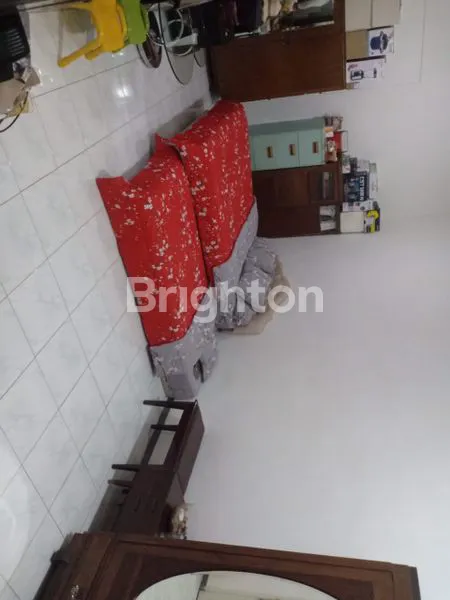 image RUMAH MEWAH 2 LANTAI DI DHARMA HUSADA, LOKASI PREMIUM (2)