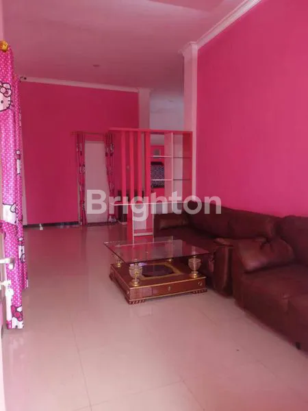 image RUMAH MEWAH 2 LANTAI 4KT DEKAT GOR SEMPAJA, BENGKURING (4)