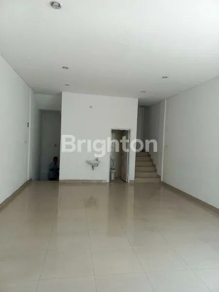 image RUKO 3 LANTAI PREMIUM KUJANGSARI  BUAHBATU BANDUNG, SHM, LOKASI STRATEGIS (5)