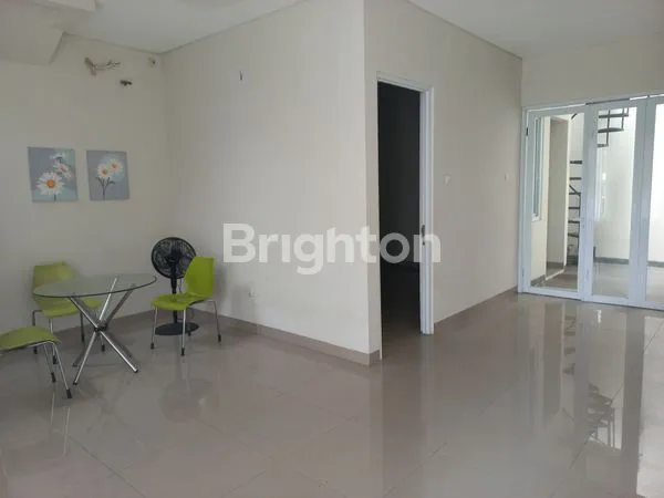 image RUMAH 2 LANTAI DI PAMULANG DI JUAL 1M-AN (4)