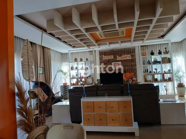 image RUMAH MEWAH DI ALAM SUTERA  (5)