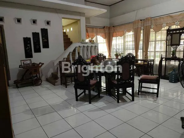 image RUMAH MEWAH SIAP HUNI DI JL. TURI – FULLY FURNISHED (6)