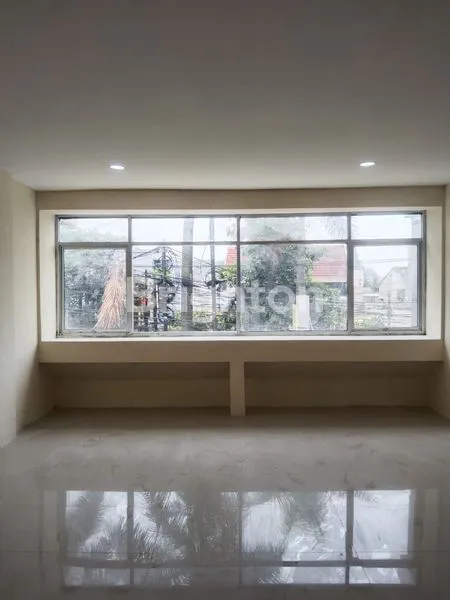 image RUKO CANTIK DI CINERE (4)