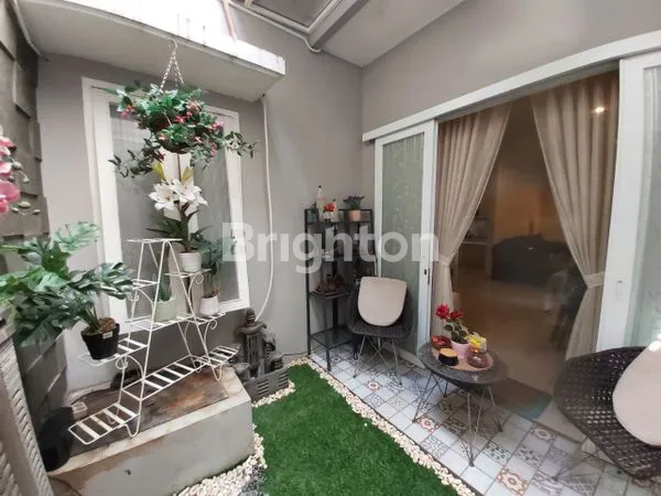 image RUMAH 2 LANTAI MEWAH DI GREEN LE MIRAGE CIPAYUNG - SHM (8)